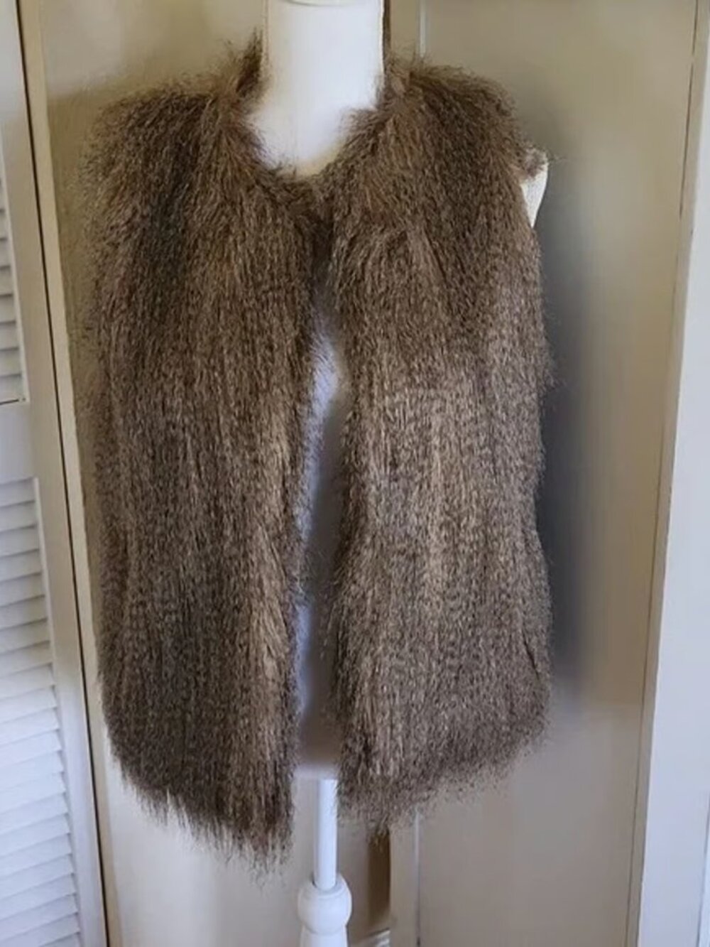 Altard State Owl Faux Fur Vest Small Festival Bohemian Soft Plush